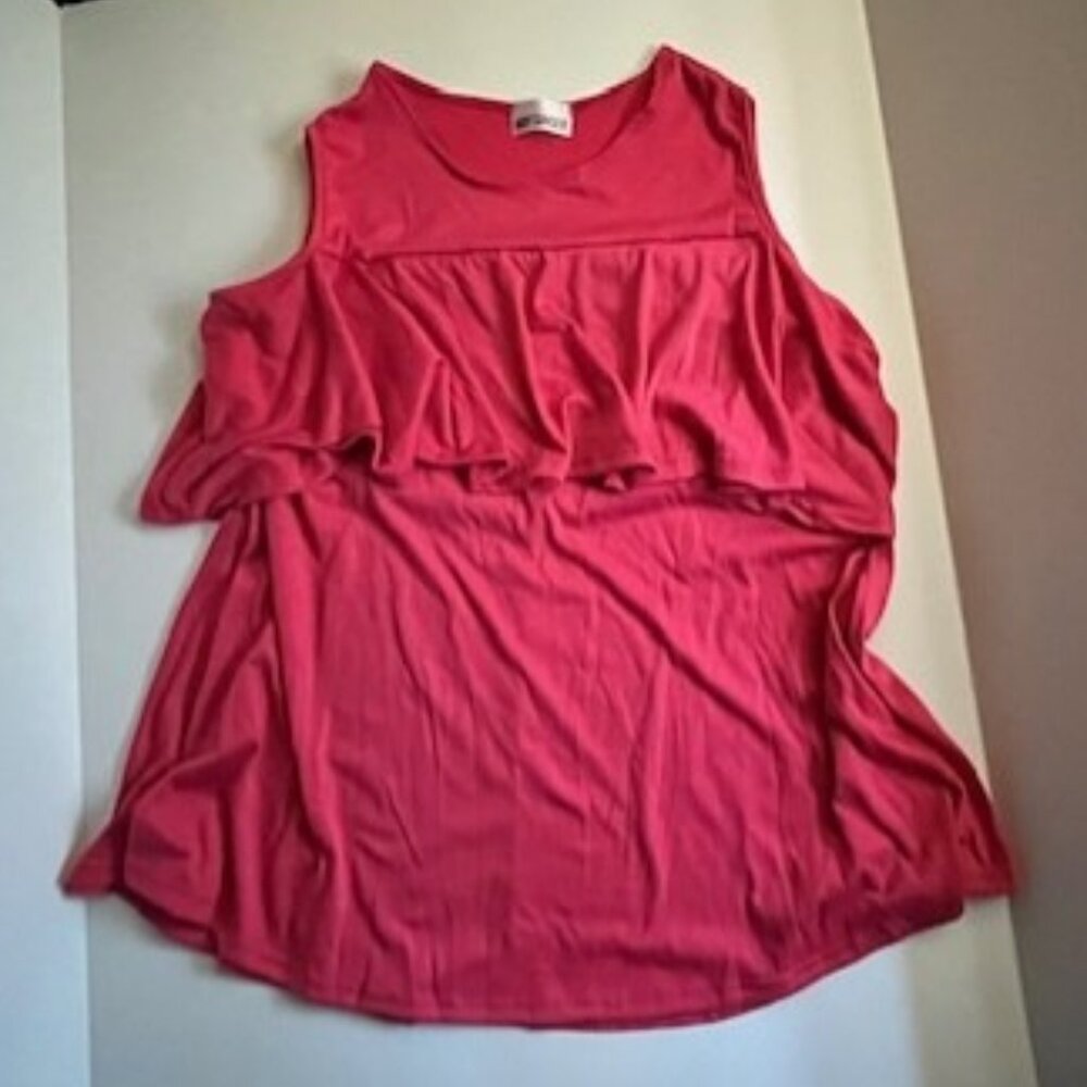 *NEW Pink Ruffle Tank Top - Size L